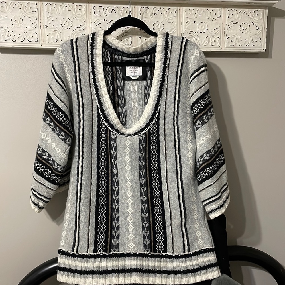 Old Navy Sweater